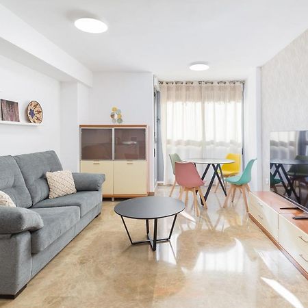 Piso Familiar Cerca Del Centro, Ac Y Wifi Gratis Apartment Valencia Bagian luar foto