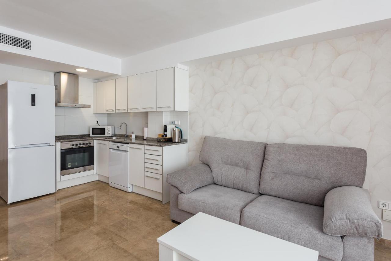 Piso Familiar Cerca Del Centro, Ac Y Wifi Gratis Apartment Valencia Bagian luar foto