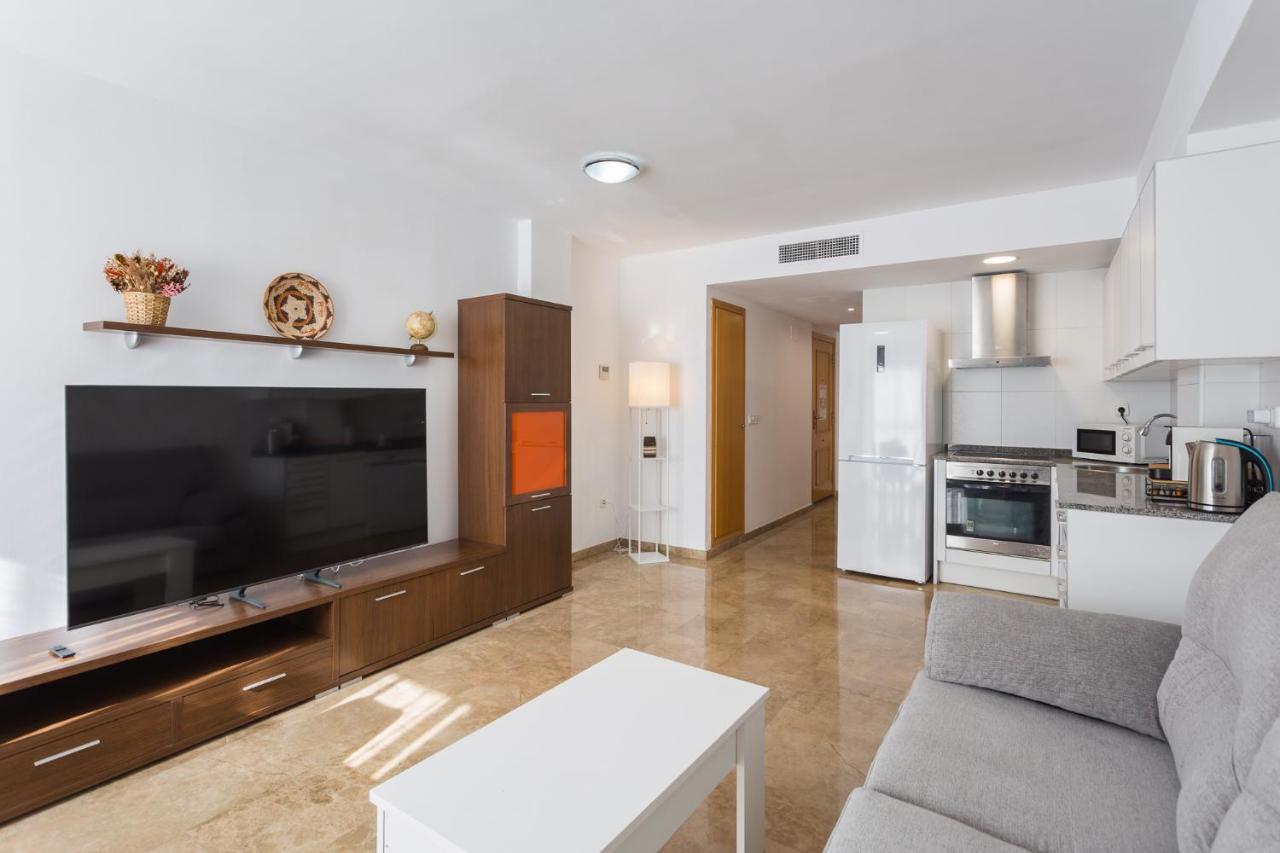 Piso Familiar Cerca Del Centro, Ac Y Wifi Gratis Apartment Valencia Bagian luar foto