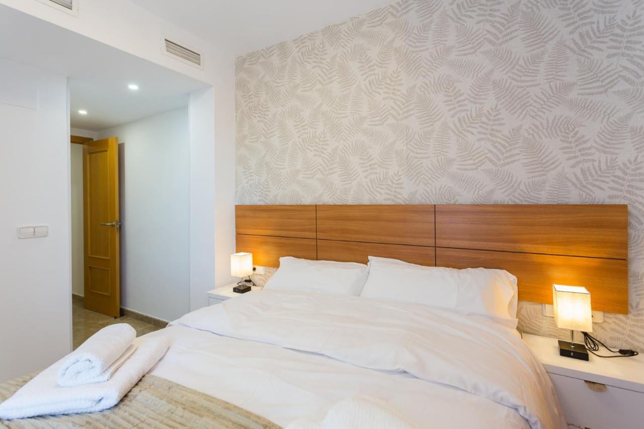 Piso Familiar Cerca Del Centro, Ac Y Wifi Gratis Apartment Valencia Bagian luar foto