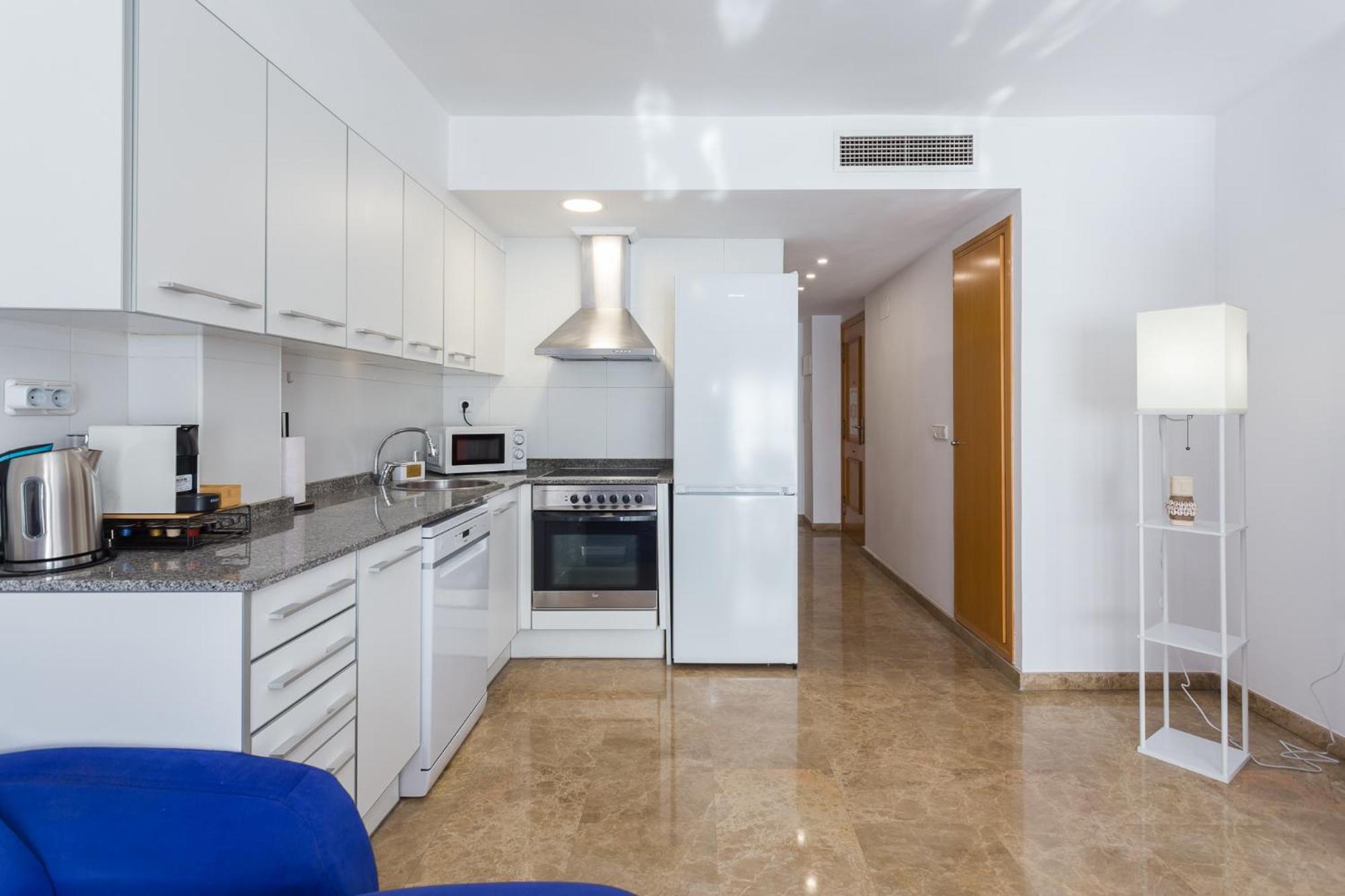 Piso Familiar Cerca Del Centro, Ac Y Wifi Gratis Apartment Valencia Bagian luar foto